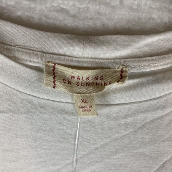 Walking On Sunshine Cropped T-Shirt Womens Size XL White Crewneck Pullover 6375 - Picture 3 of 9